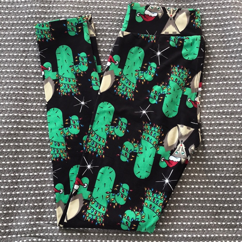 LulaRoe Christmas leggings